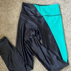 Zyia light n tight metallic leggings